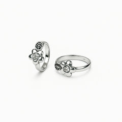 Sterling Silver Flower Toe Ring with Leaf Design